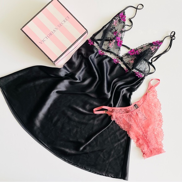 LARGE Victoria’s Secret black slip lingerie set